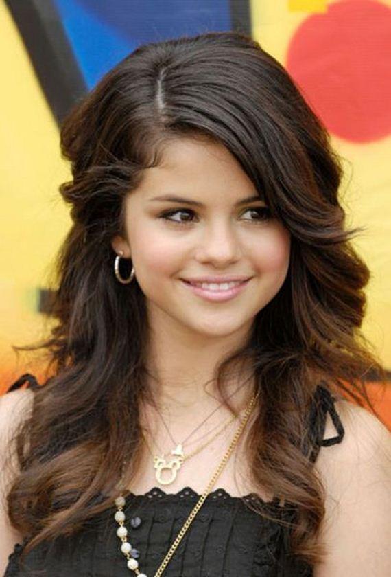 14 Selena Gomez  179 000 000... Autors: BoomBoxis Top 30 populārākās sievietes