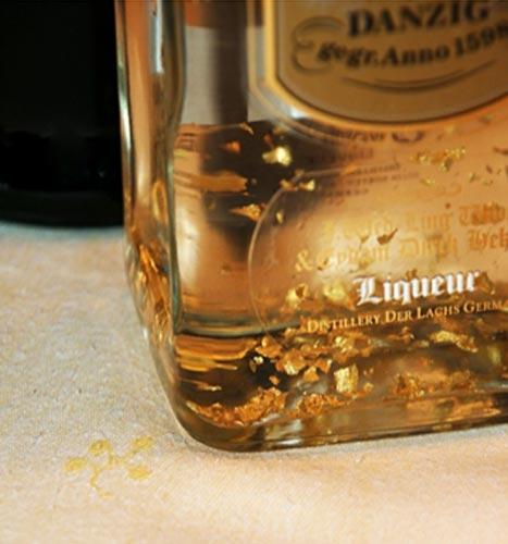 The œGold Flakes Supreme is... Autors: Fosilija Luxus vodkas