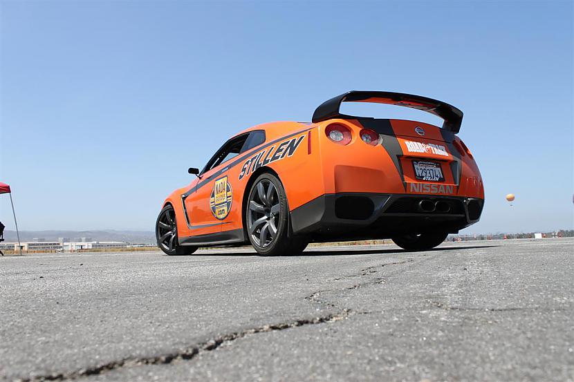  Autors: kartonz Nissan GT-R no Stillen