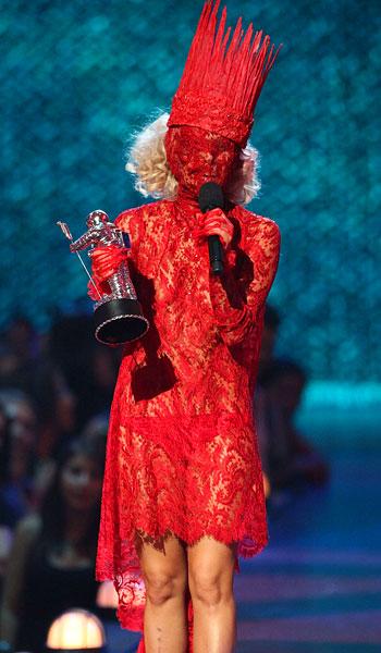 Lady Gaga saņemot balvu Gada... Autors: kikijs MTV Music Awards 2009.