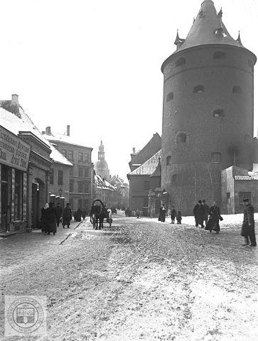 Skats uz Pulvertorni no Smilšu... Autors: Fosilija Pagājušo gadsimtu Rīgas foto