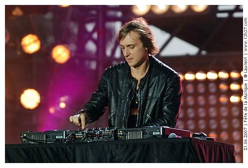  Autors: KurManaSadzinja David Guetta