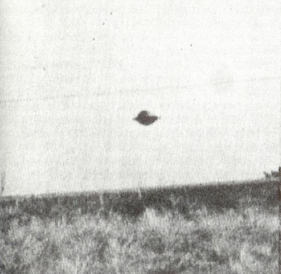  Autors: posts UFO Photographs 1910-2008