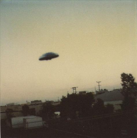  Autors: posts UFO Photographs 1910-2008