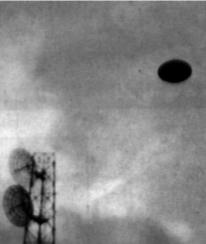 October 1957    Pescara Italy Autors: posts UFO Photographs 1910-2008