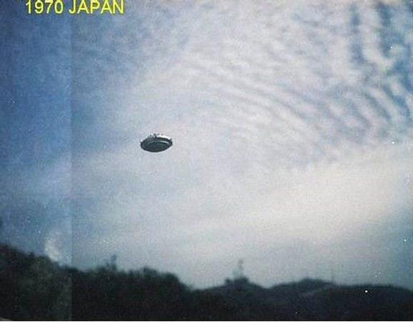  Autors: posts UFO Photographs 1910-2008