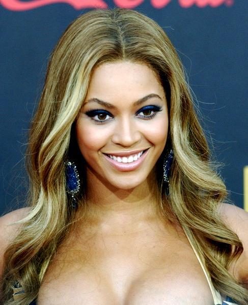 No kosmētikas līdzekļiem viņa... Autors: nomadaa Beyonce Knowles