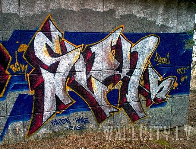  Autors: Fosilija Graffiti (32 Special)