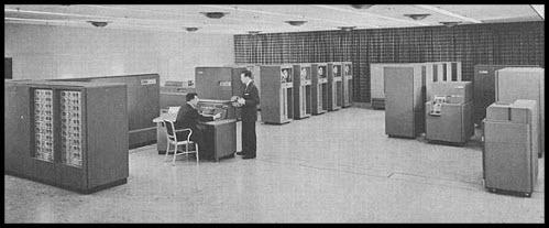 IBM 702 1955           IBM šo... Autors: janka11 Vecie datoru giganti