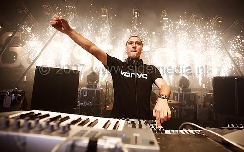  Autors: Kiky Paul van Dyk