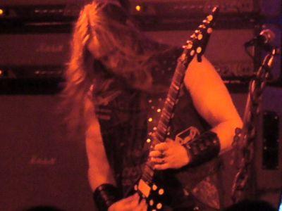  Autors: Pagos Black label society