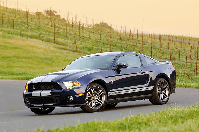 2010 Ford Shelby GT500 Autors: bizonis1 Autoblog's Top 100 Photographs of 2009