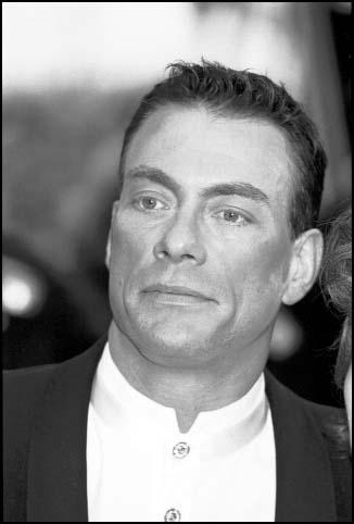 Žans Klods Van Damme iemācījās... Autors: Etinaid Fakti par slavenībām