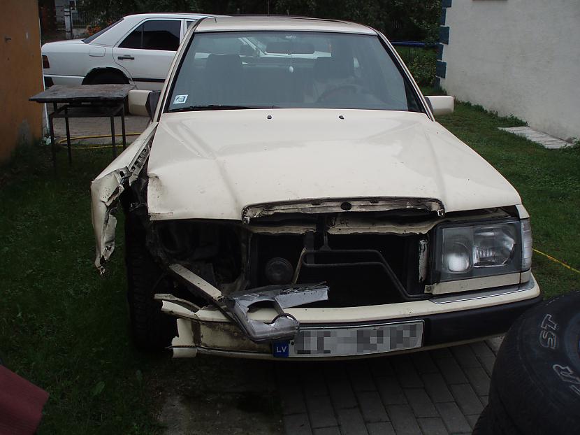 Lūk tāds šis mercedes tika... Autors: M52B28 Mercedes atdzimšana