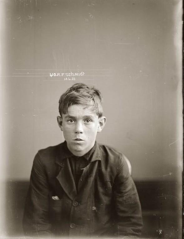 Mazais Šmidts bezpajumtnieks... Autors: Santa Maria de Claus Gangsteri 20. gadsimta sākumā