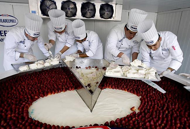 Pasaules lielākā siera kūka Autors: Edgarinshs Interesantie rekordi