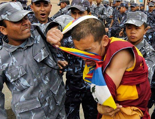 Ķīniescaroni saka ka... Autors: Mr Cappuccino Tibeta un tās vēsture