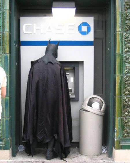 Pēc darba jāizņem nauda aliņam... Autors: Hipster jančuks 15 Strangest People at ATMS