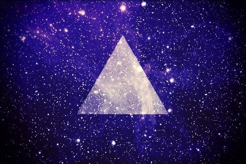  Autors: Fosilija ∆hipster triangle∆