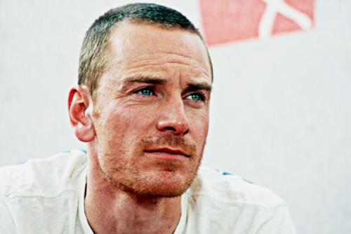  Autors: elizabeth22 Michael Fassbender