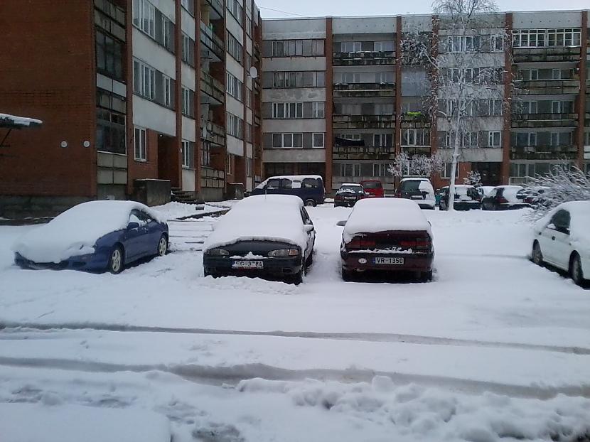 Tik daudz sniega kad pat... Autors: Tetroman 2012 gada DDA....????