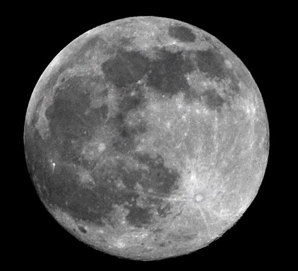 Mēness pēc formas nav apaļš tā... Autors: TrippyNiggaz Traki labi FAKTI #3