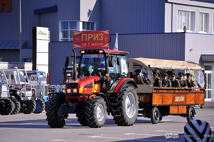  Autors: Fosilija Traktoru kross Krievijā.