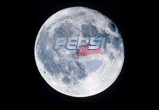 Pēc tam aģentūras žurnālisti... Autors: lebbo Irānieši cenšas saskatīt 'Pepsi' logo uz Mēness