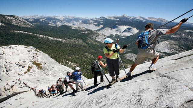 Half Dome klnts Yosemite... Autors: Mūsdienu domātājs Apskaties, kā izskatās pasaulē visnedrošākās vietas