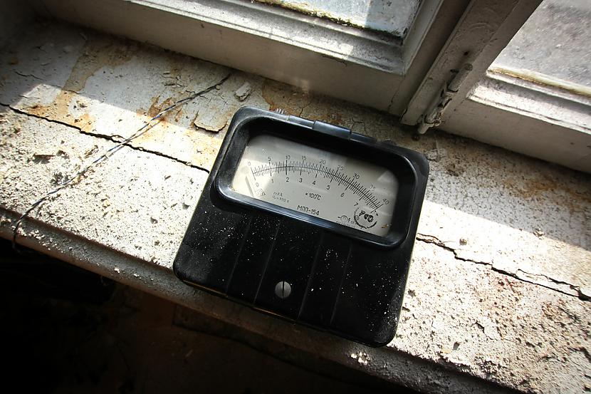Mehāniskais termomets par kuru... Autors: Samaara Pamesta vieta 57: Santpēterburgas rūpnīca