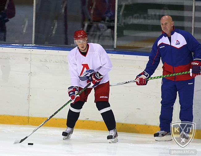  Autors: Hokeja Blogs Jarsolavļas “Lokomativ” pirmais treniņš (Foto, Video)