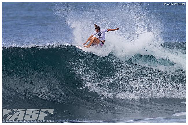 2012gadā piedalījās Australia... Autors: whosays Best Female Surfers 2012