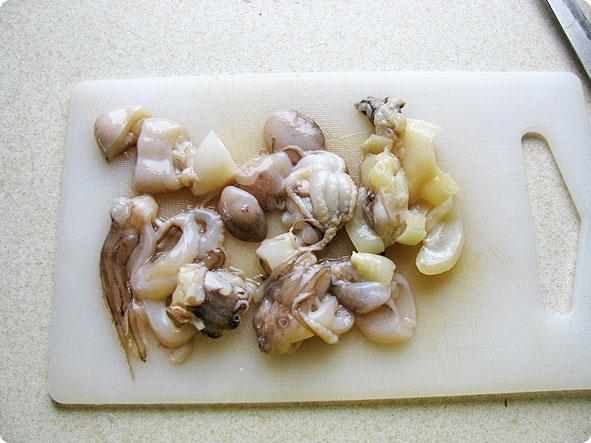 Sagriež jūras moscaronķus... Autors: baltszakis Čillīgā tomātu zupiņa ar jūras produktiem