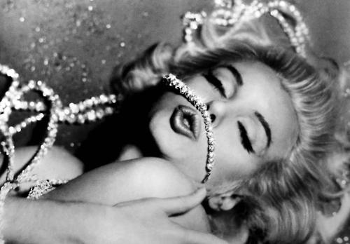 nbspThis life is what you make... Autors: serenasmiles Marilyn Monroe bildēs un citātos.