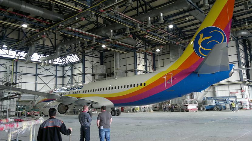 RastaVisas līnijas tiek... Autors: Rihardio Kā tiek krāsotas lidmašīnas?!