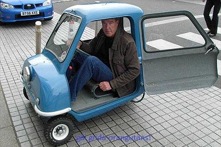Re pat garais quotgāzi... Autors: blackops Mazākais auto pasaulē.