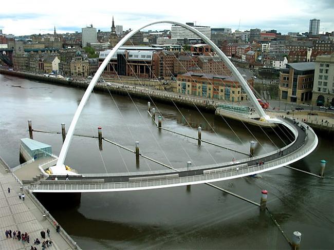 Gateshead Millenium Anglija ir... Autors: Chubijs Populārākie tilti pasaulē.