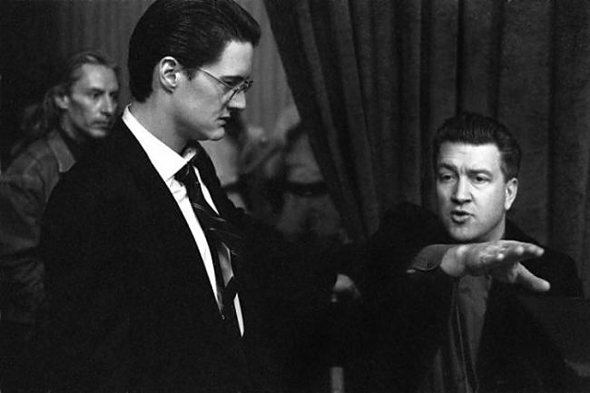 Twin Peaks Autors: 69 Behind The Scenes Of Famous Movies.