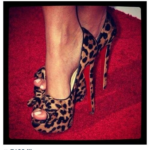  Autors: mearrrr ** High Heels**