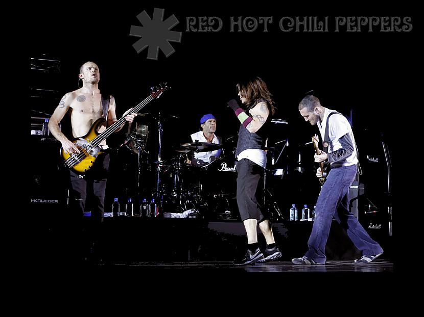 Taču enerģiskā... Autors: BlenderisLV Red Hot Chili Peppers jeb RHCP