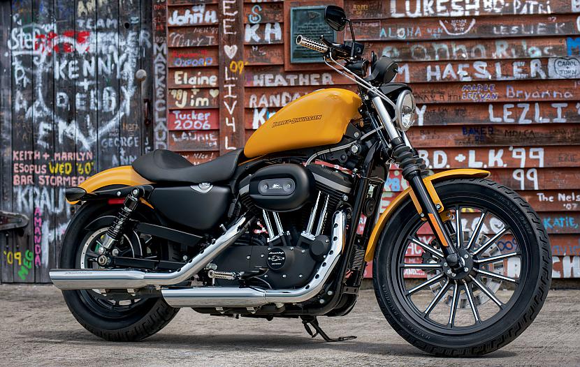 Sportster Iron 883 Autors: Fosilija Harley - Davidson, 2011