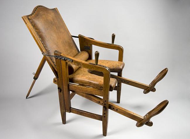  Autors: fcsc Dzemdību krēsls Eiropā 1501-1800