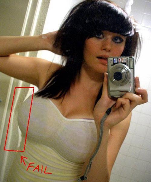 Viena krūts ir lielākaD Autors: sawclOne Smieklīgas Photoshop un Fotogrāfēšanas Kļūdas :D