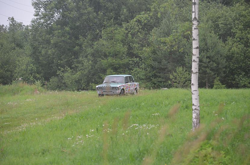  Autors: AutoHūte Vaz Sticerbombiņš..