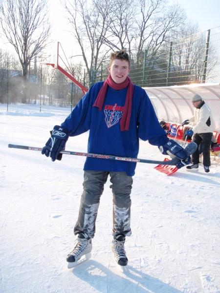  Autors: Fosilija Īstu vīru sporta veids – hokejs – 25grādos