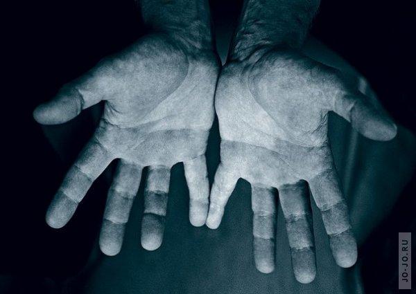 Rokas kas ir uzstasījuscaronas... Autors: littlemonster19 Parādiet savas rokas!!!