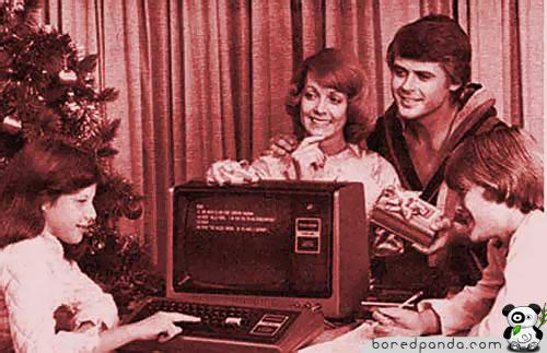 Priecīgus Ziemassvētkus Autors: Fosilija Senas datoru reklāmas