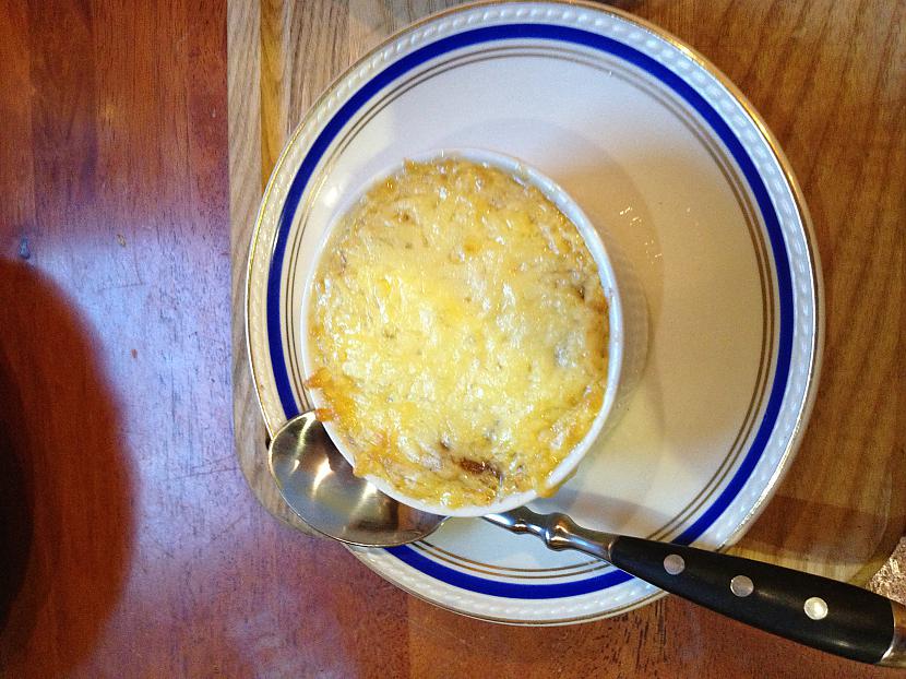 lūk iznākumsatkal... Autors: chef Franču sīpolu zupa....