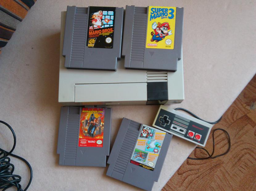 Scaronis ir 1985gada NES jeb... Autors: proarturs Mana episkā videospēļu kolekcija !!!