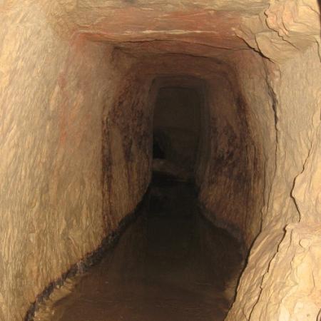 18 gadsimta saniegums 65 pēdas... Autors: Fosilija Izcilāko zādzību tuneļi